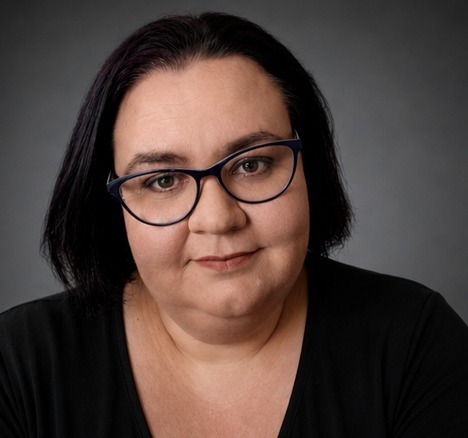 Mariza Ritter, Director and CEO